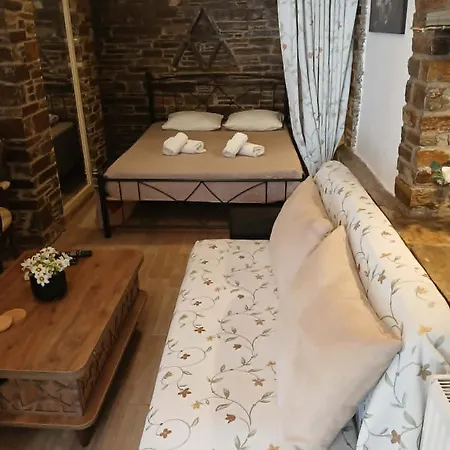 Villa Lena πετρινο *